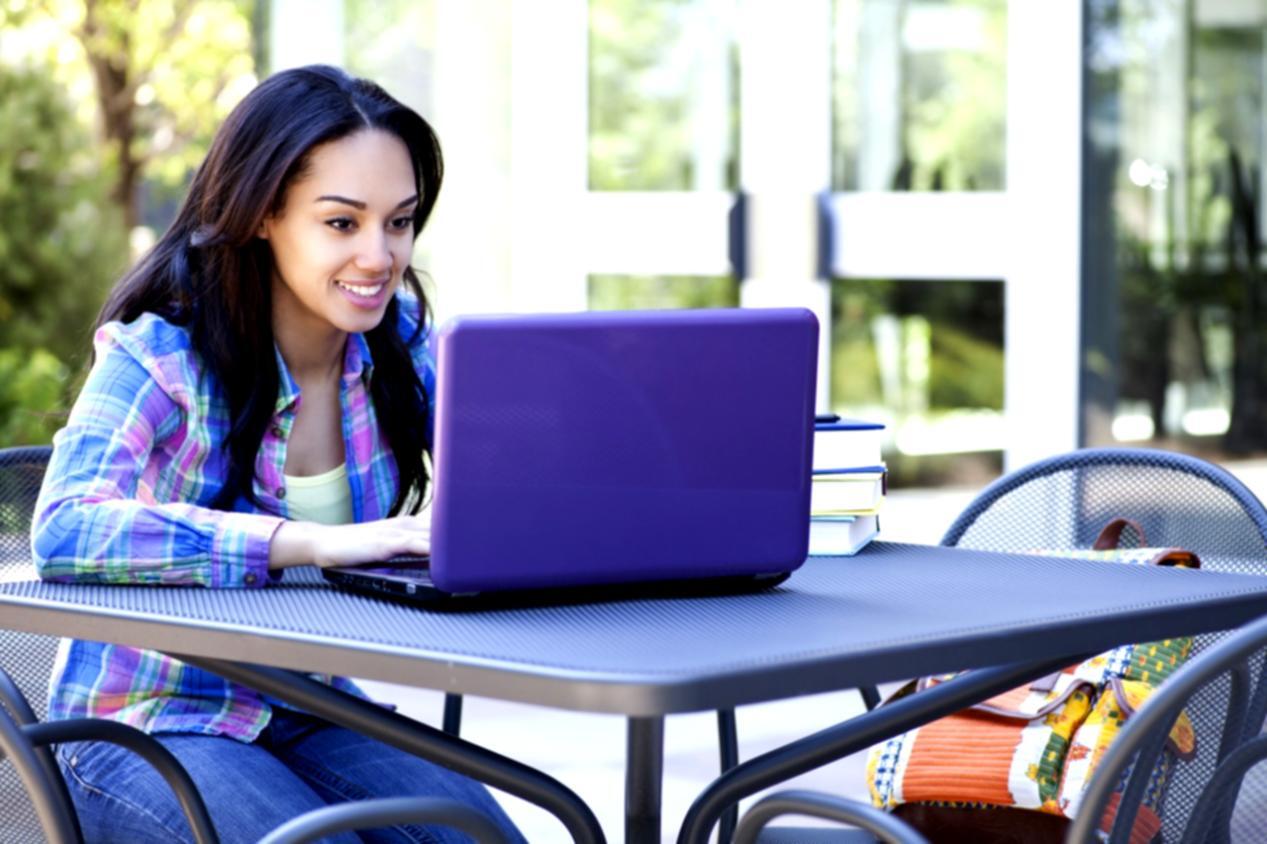 Asynchrone Zusammenarbeit im Ulenycatrion-Team — remote und international